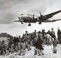 c-54landingattemplehof